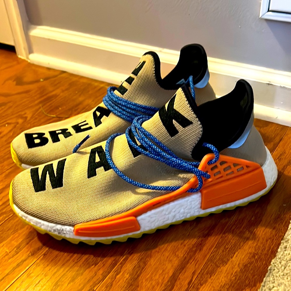 No box or second shoe laces (sold as pictured)